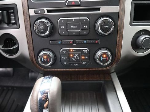 Used 2016 Ford Expedition EL King Ranch RWD image 9