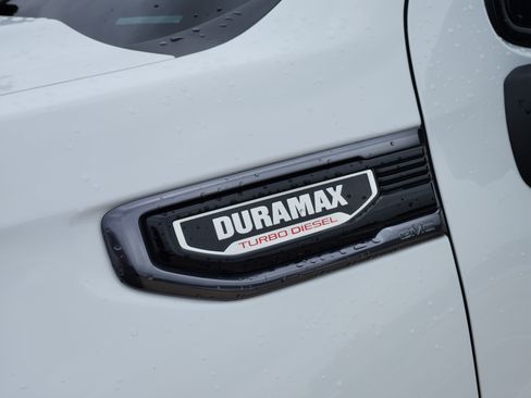 Used 2024 GMC Sierra 1500 AT4 w/ AT4 Preferred Package AWD/4WD image 15