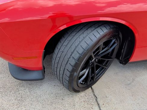 Used 2021 Dodge Challenger R/T Scat Pack RWD image 39