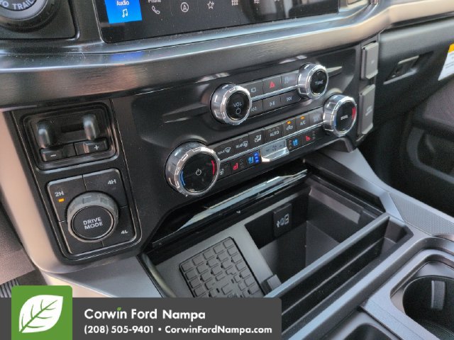 New 2026 Ford F350 Lariat w/ Lariat Ultimate Package AWD/4WD image 17