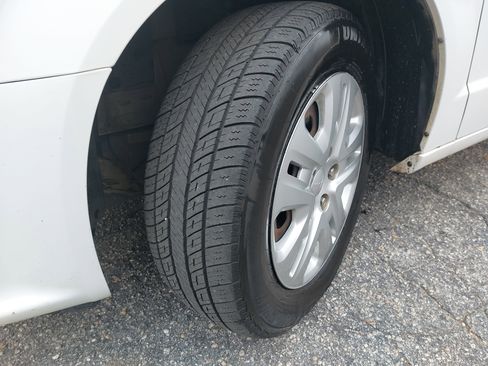 Used 2019 Dodge Grand Caravan SE image 34