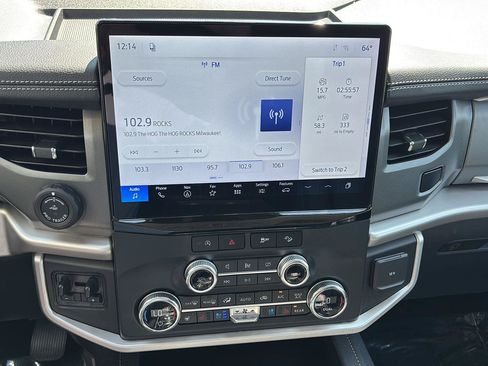 Used 2023 Ford Expedition XLT AWD/4WD image 15