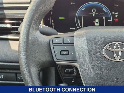 Used 2025 Toyota Camry LE FWD image 14