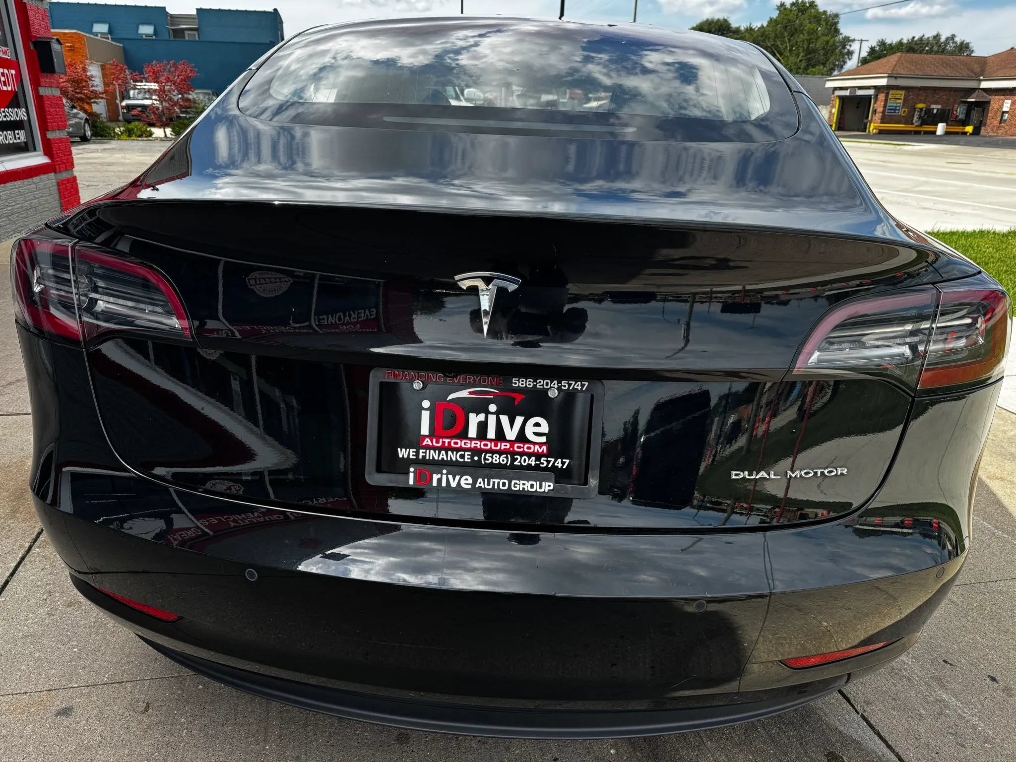 Used 2018 Tesla Model 3 Long Range AWD/4WD image 4