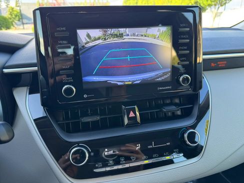 Used 2022 Toyota Corolla L FWD image 35