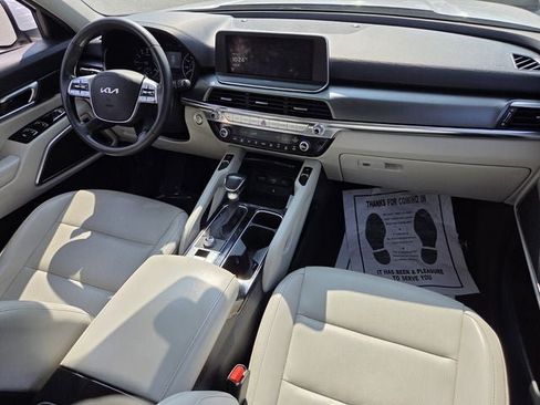 Used 2022 Kia Telluride S FWD image 16