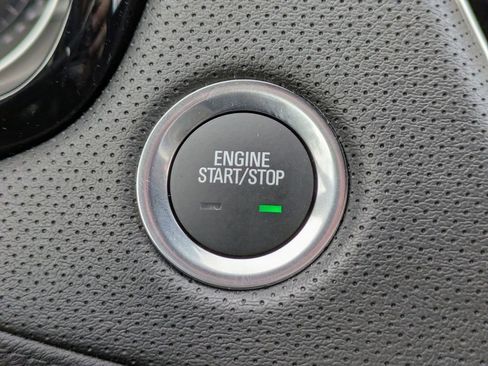 Certified 2025 Cadillac XT5 Luxury image 35