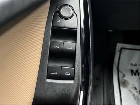 Used 2025 Chevrolet Equinox ACTIV w/ LPO, Floor Liner Package image 40