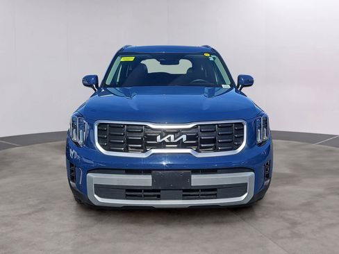 Certified 2023 Kia Telluride S w/ S Sunroof Package image 2