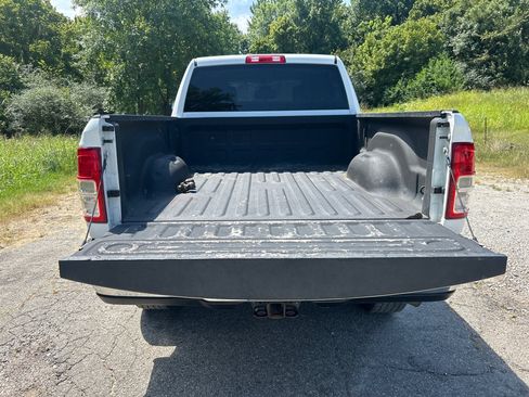 Used 2020 RAM 2500 Tradesman w/ Chrome Appearance Group AWD/4WD image 27
