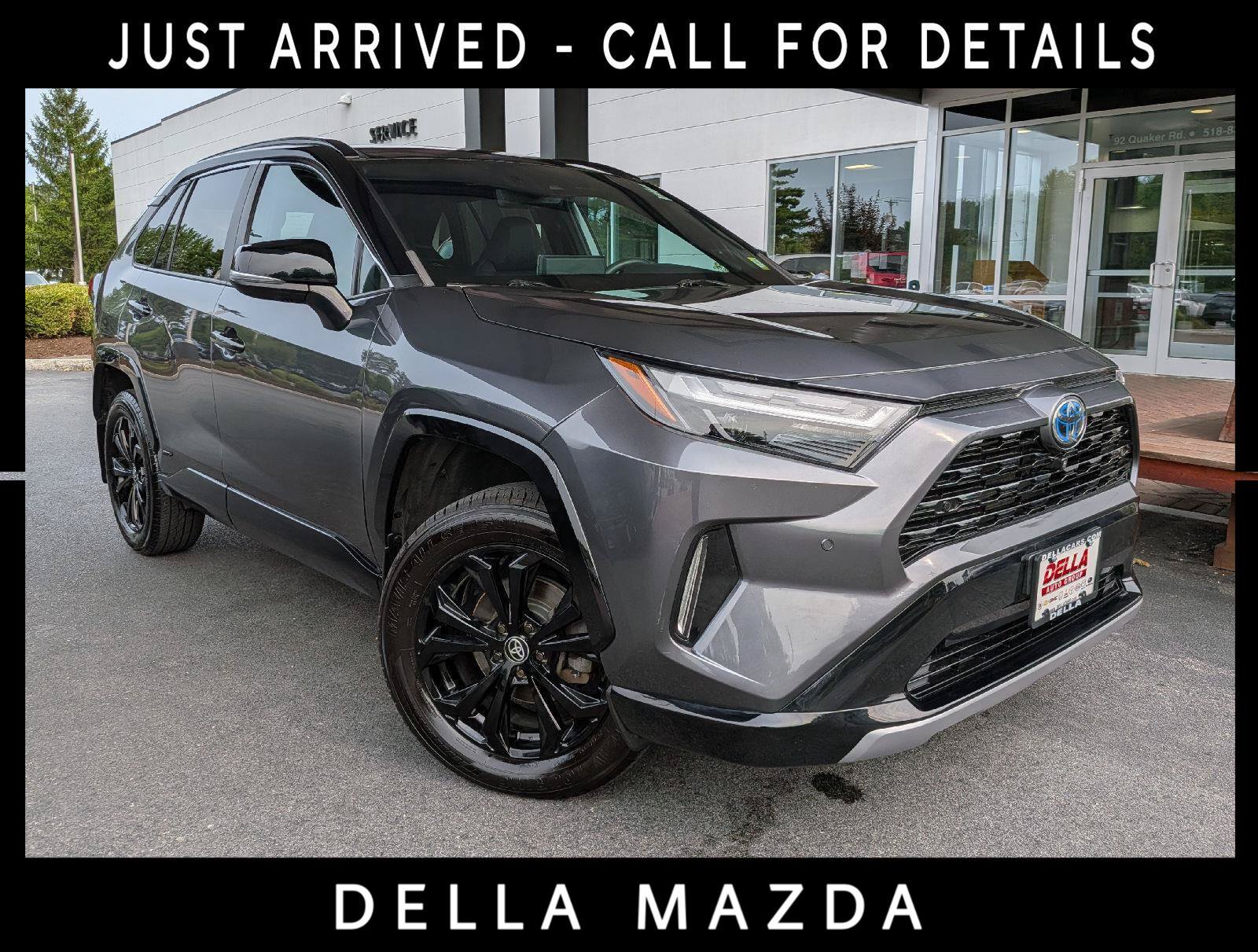 Used 2022 Toyota RAV4 XSE AWD/4WD image 1