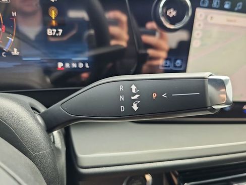New 2026 Chevrolet Traverse LT FWD image 16