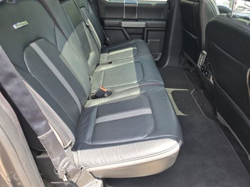 Used 2018 Ford F150 Platinum w/ Equipment Group 701A Luxury AWD/4WD image 24