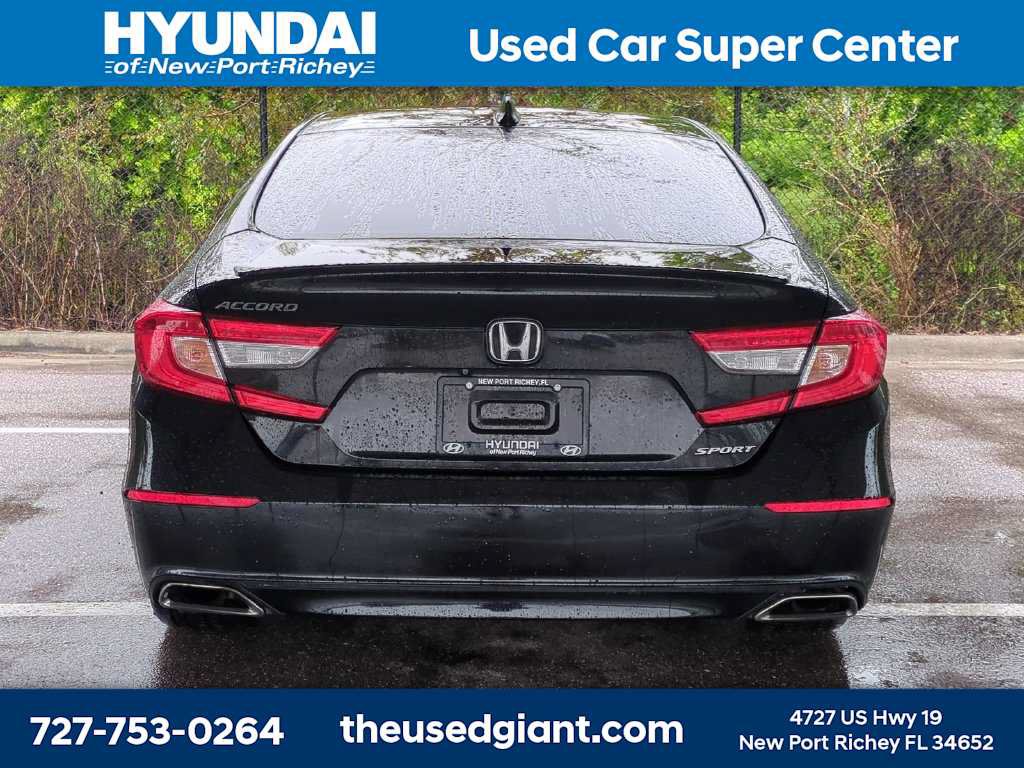 Used 2018 Honda Accord Sport image 4