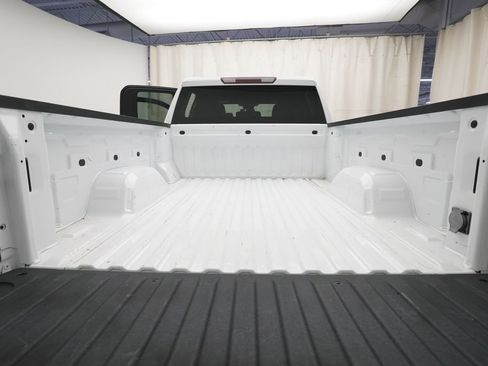 Used 2023 GMC Sierra 1500 Elevation w/ X31 Off-Road Package AWD/4WD image 10