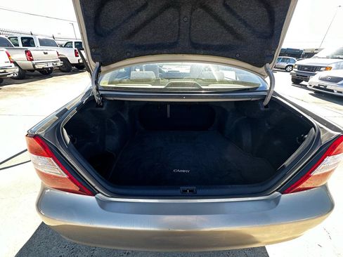 Used 2003 Toyota Camry LE FWD image 24