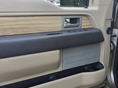 Used 2011 Ford F150 Lariat AWD/4WD image 12