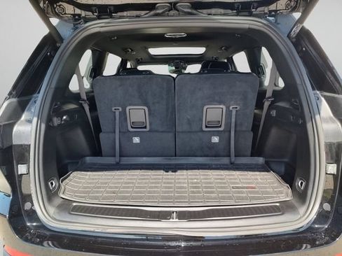 Used 2024 Jeep Grand Cherokee L Limited w/ Black Appearance Package AWD/4WD image 34