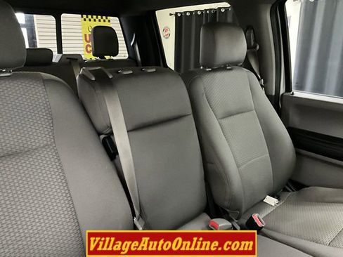 Used 2016 Ford F150 XLT w/ Equipment Group 302A Luxury image 41