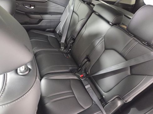 New 2026 Honda Pilot Touring image 17