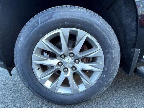 Certified 2019 Chevrolet Silverado 1500 High Country image 9