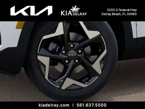 New 2026 Kia Seltos S image 9