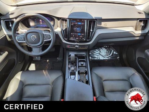 Used 2024 Volvo XC60 B5 Core AWD/4WD image 19