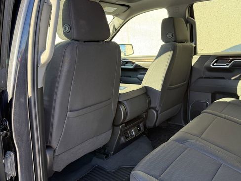 Used 2024 GMC Sierra 1500 SLE image 29