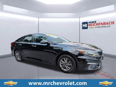 Used 2020 Kia Optima LX FWD image 1