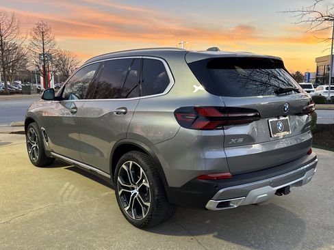 New 2026 BMW X5 xDrive40i image 3