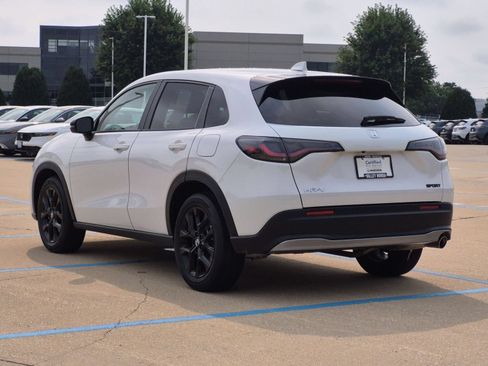 Certified 2024 Honda HR-V Sport image 9