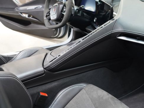 Used 2021 Chevrolet Corvette Stingray Preferred Cpe w/ 2LT image 56