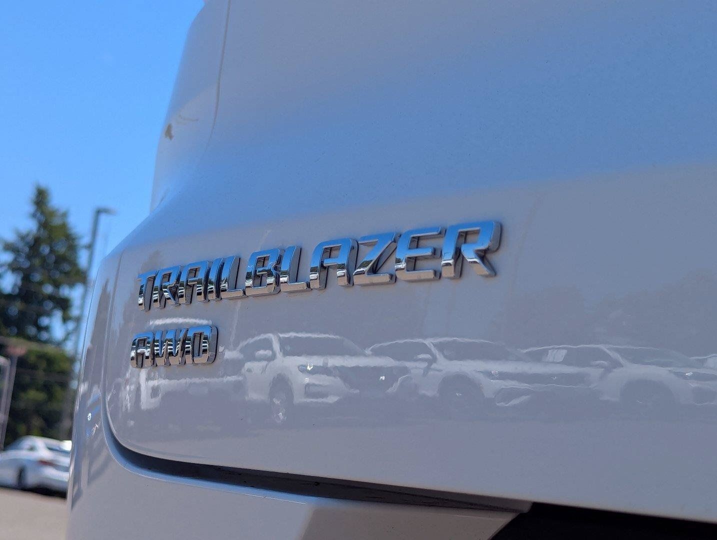 Used 2022 Chevrolet TrailBlazer LS w/ LPO, Blackout Package AWD/4WD image 27