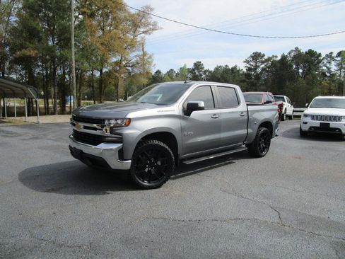 Used 2019 Chevrolet Silverado 1500 LT w/ Texas Edition image 35