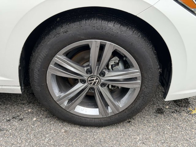 Certified 2023 Volkswagen Jetta SE FWD image 8