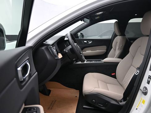New 2026 Volvo XC60 B5 Core AWD/4WD image 11