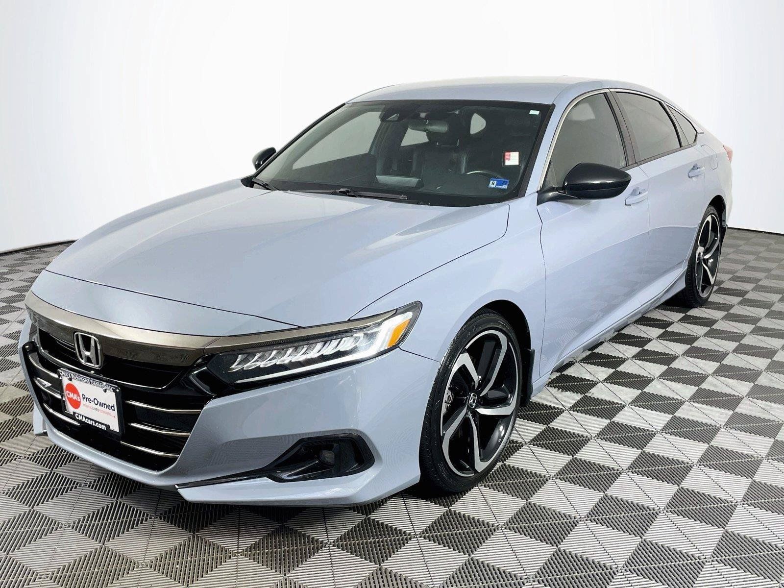 Used 2022 Honda Accord Sport image 3