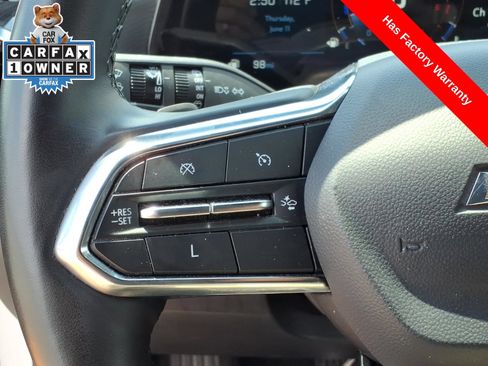 Used 2025 Chevrolet Equinox LT w/ Convenience Package II FWD image 23
