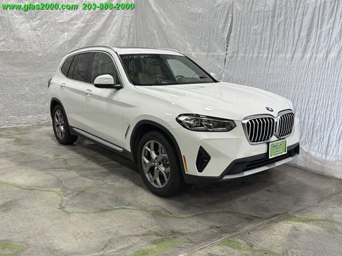 Used 2022 BMW X3 xDrive30i w/ Convenience Package AWD/4WD image 2