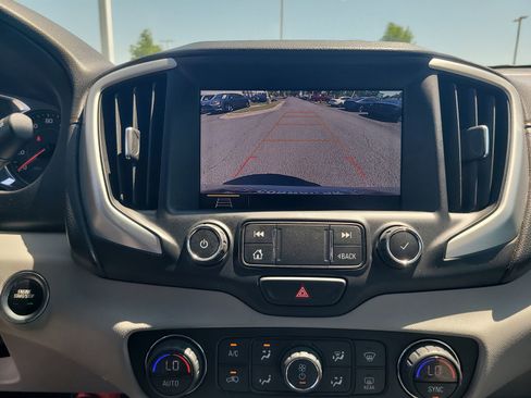 Used 2020 GMC Terrain SLE w/ Driver Convenience Package FWD image 21