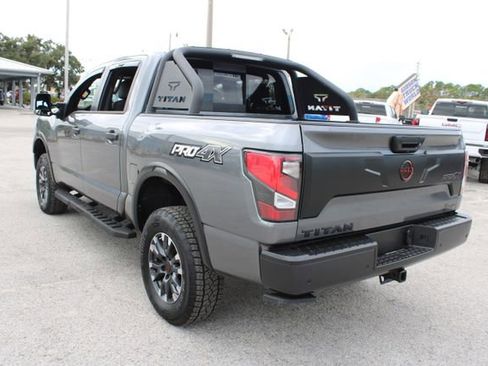 Used 2024 Nissan Titan PRO-4X w/ Pro-4x Convenience Package image 8
