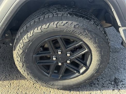 Certified 2021 Jeep Wrangler Unlimited Islander image 11