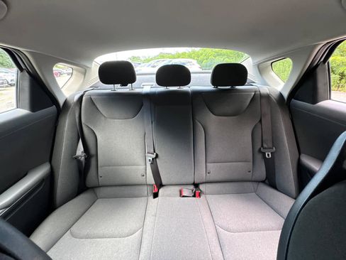 Used 2025 Kia K4 LXS image 30