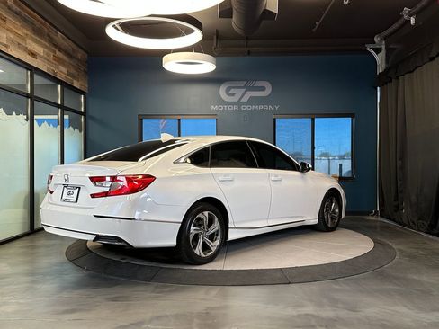 Used 2018 Honda Accord EX-L image 3