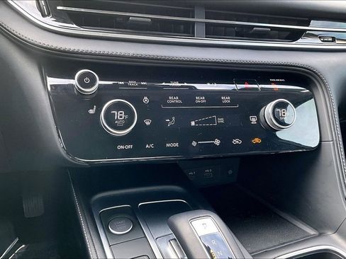 Certified 2025 INFINITI QX60 Pure image 52