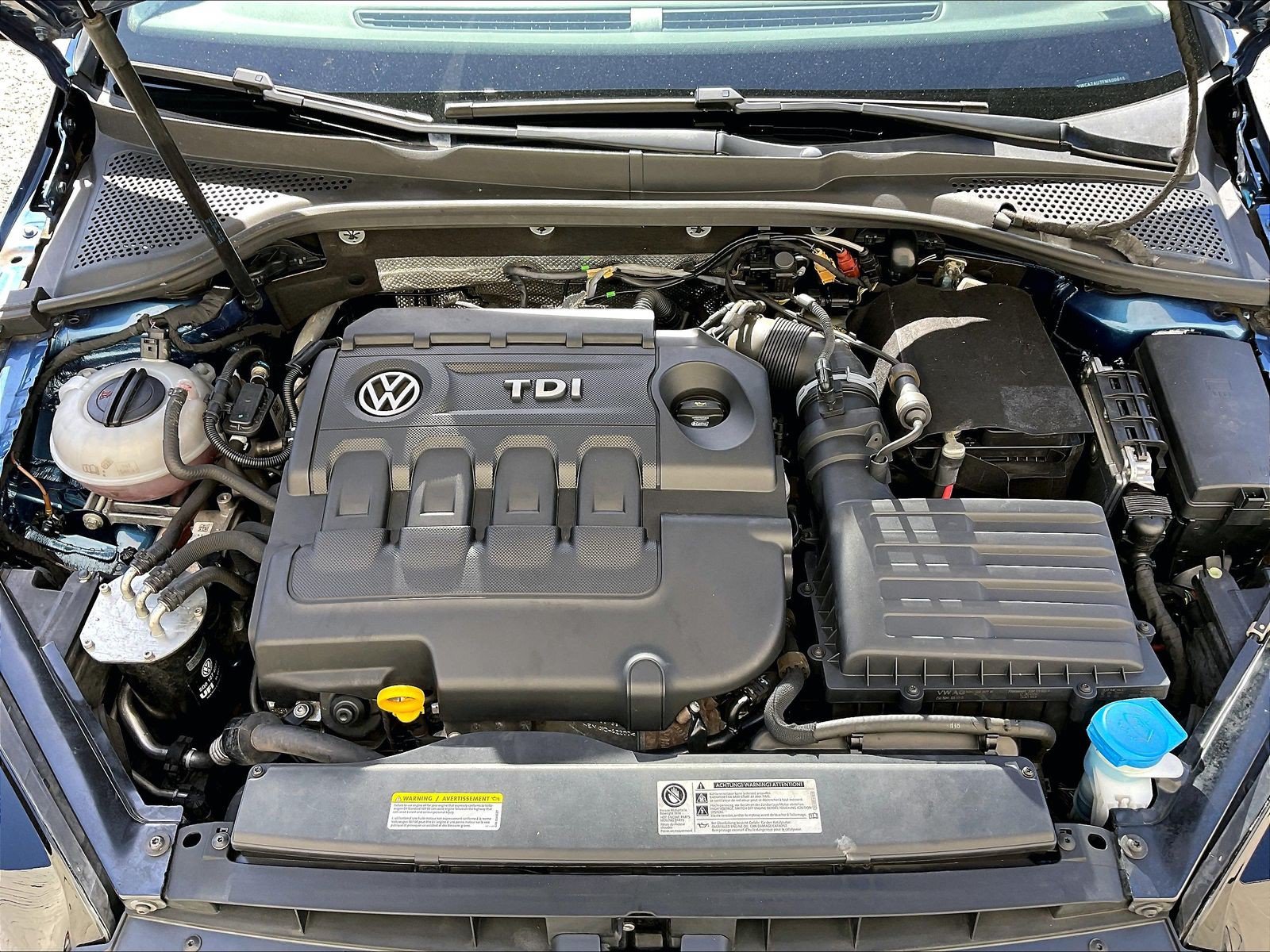 Used 2015 Volkswagen Golf TDI SEL FWD image 9