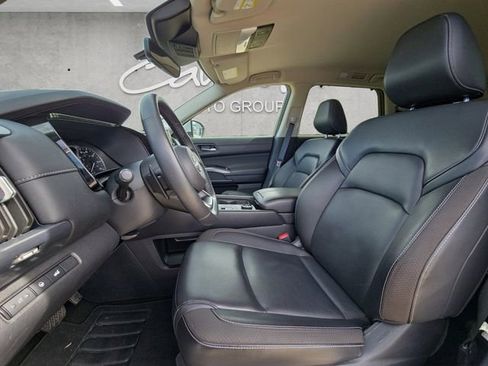 Certified 2025 Nissan Pathfinder SL AWD/4WD image 19