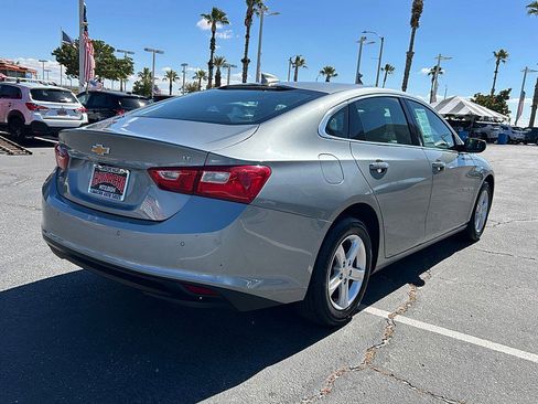 Used 2024 Chevrolet Malibu LT FWD image 3