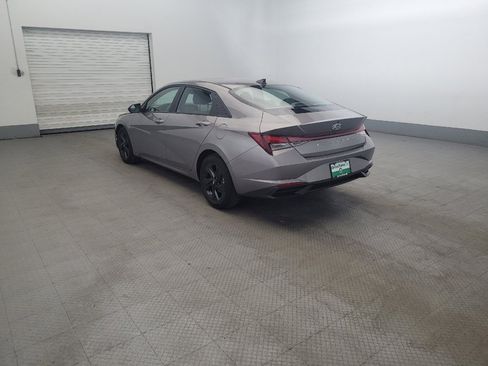 Used 2023 Hyundai Elantra SEL image 5