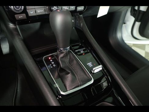 New 2026 Jeep Compass Limited w/ Sun, Sound & Navigation Group image 14